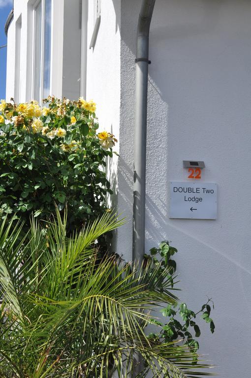 Double Two Lodge Kappel-Grafenhausen Bagian luar foto