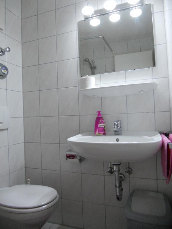 Double Two Lodge Kappel-Grafenhausen Bagian luar foto